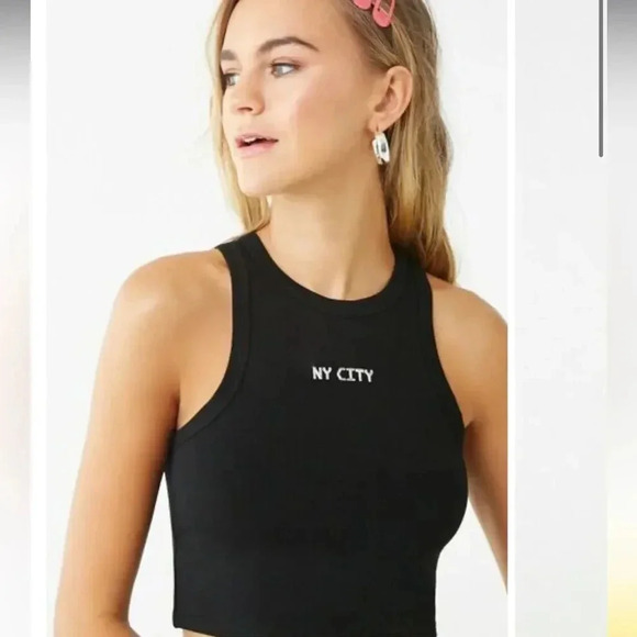 Sleeveless NY City Graphic Top S - Picture 2 of 7